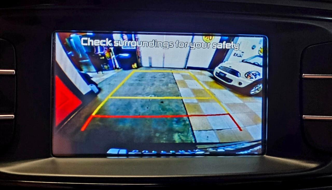 2016 Kia Sorento AWD 4dr 3.3L EX 7-Seater Great Services/All Wheel Photo