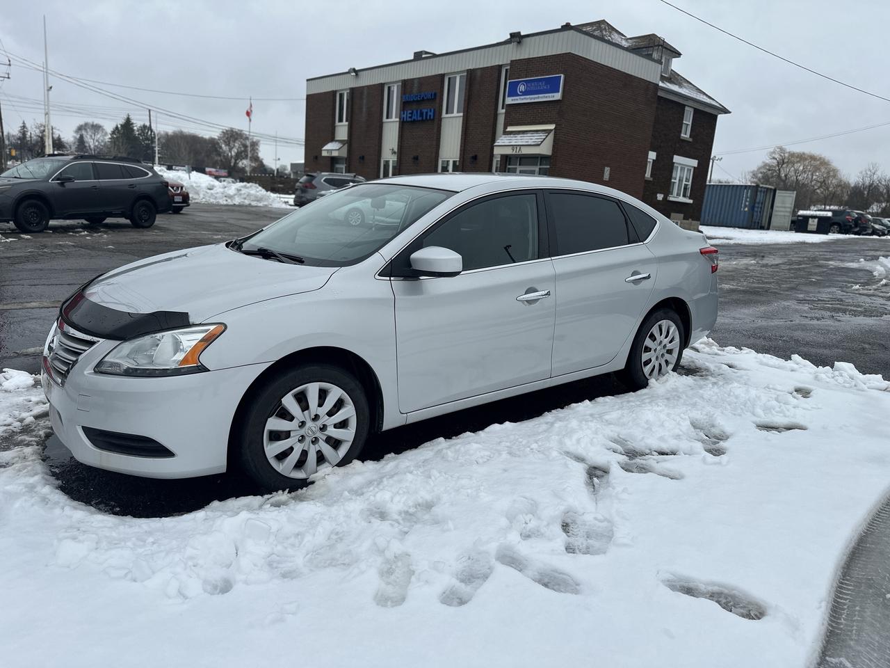 2014 Nissan Sentra SV  62,000 ORIGINAL KMS   Clean carfax   Certified Photo2
