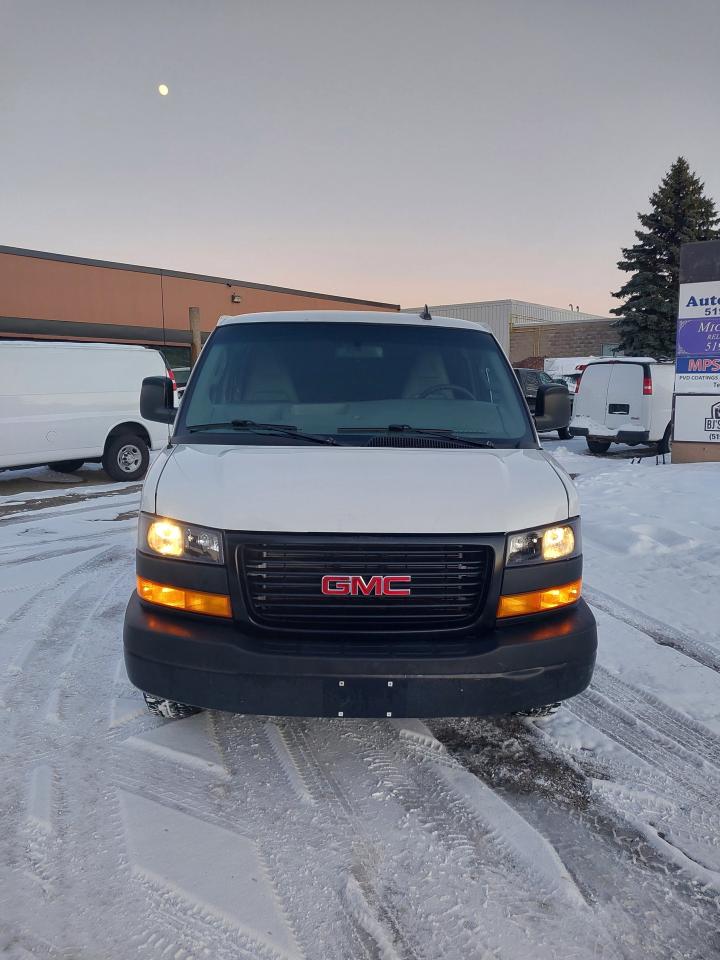 2019 GMC Savana Van 3500 Extended 6.0L V8 Photo