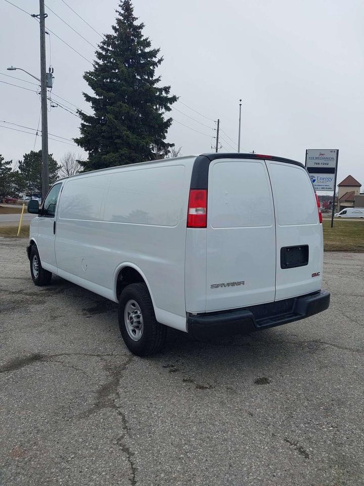 2019 GMC Savana 3500 Extended 6.0L V8 Photo2
