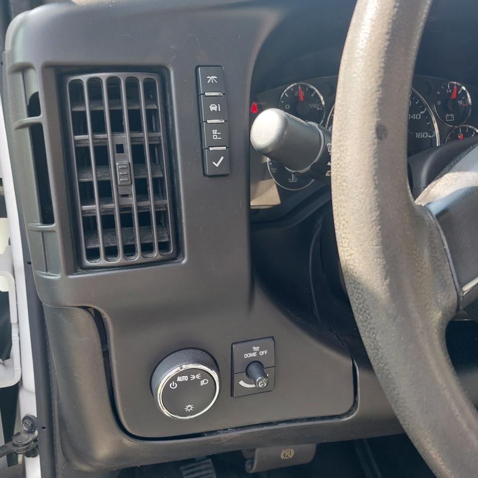 2019 Chevrolet Express 2500 V6 Cargo Van 155" WB Photo