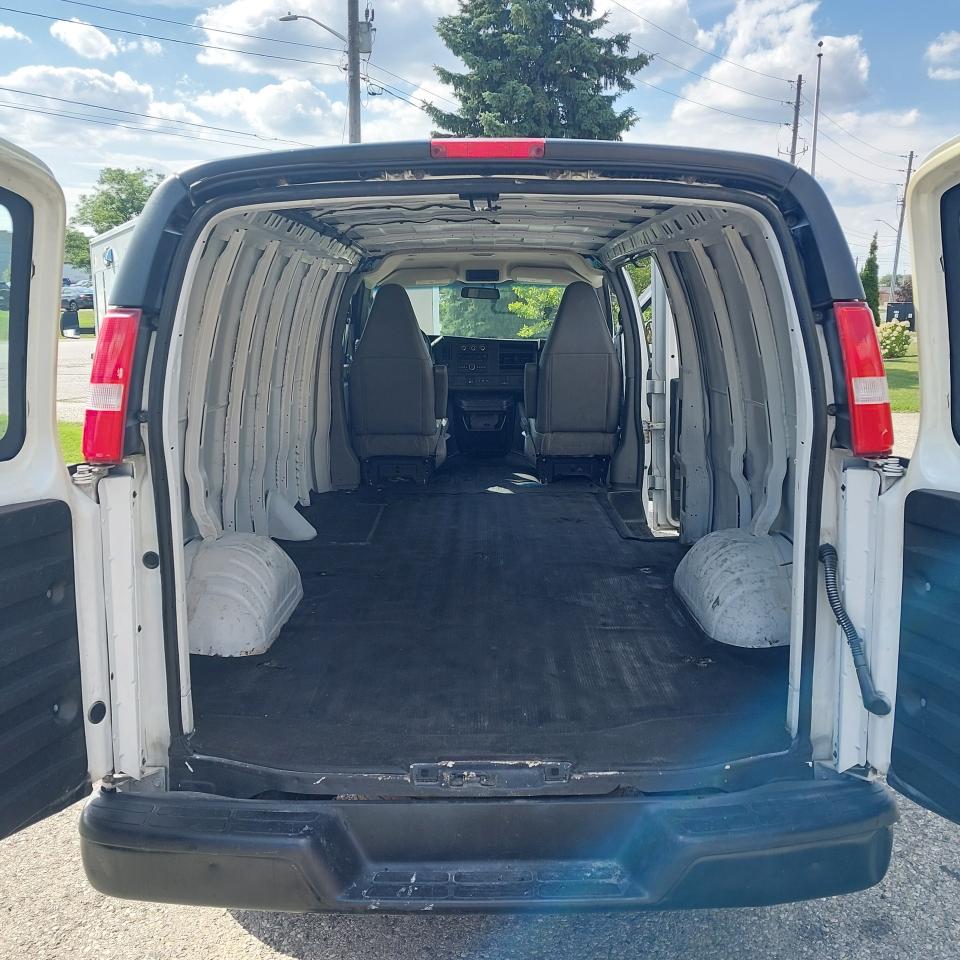 2019 Chevrolet Express 2500 V6 Cargo Van 155" WB Photo