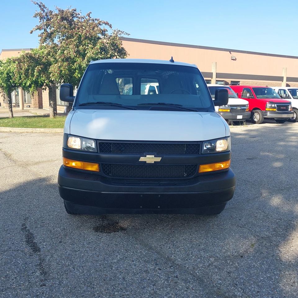 2019 Chevrolet Express 2500 V6 Cargo Van 155" WB Photo