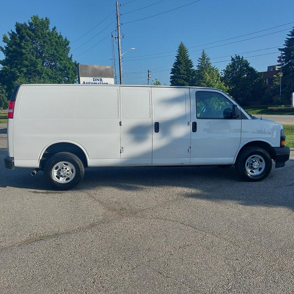 2019 Chevrolet Express 2500 V6 Cargo Van 155" WB Photo