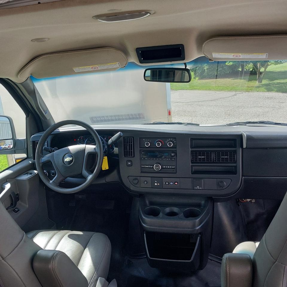 2019 Chevrolet Express 2500 V6 Cargo Van 155" WB Photo