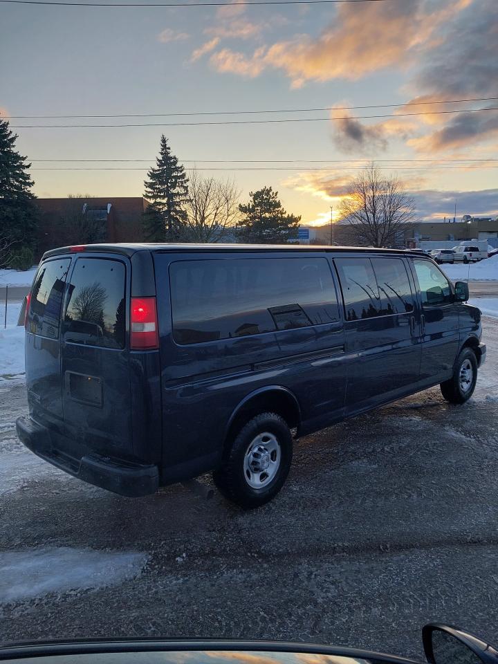 2014 Chevrolet Express 3500 LT 15 Passenger 6.0L V8 Photo4