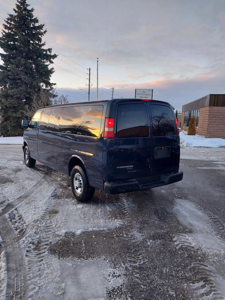 2014 Chevrolet Express 3500 LT 15 Passenger 6.0L V8 Photo