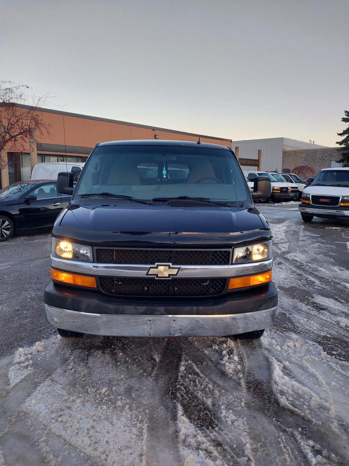 2014 Chevrolet Express 3500 LT 15 Passenger 6.0L V8 Photo