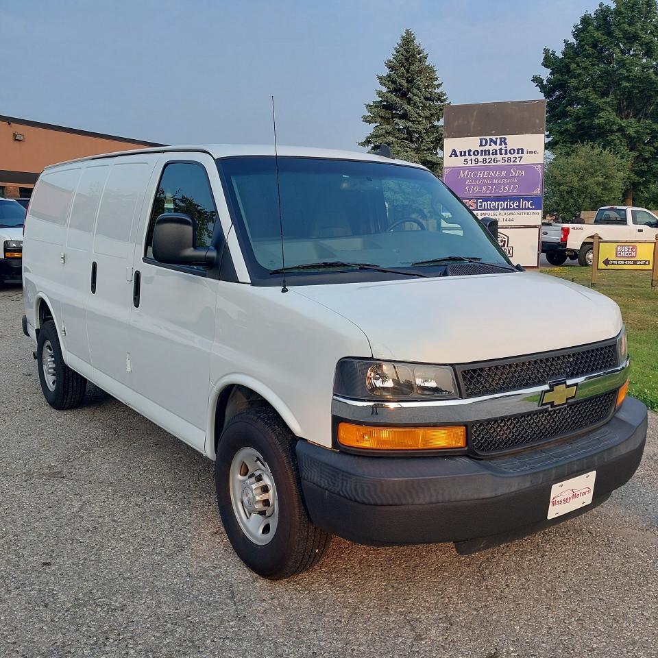 2018 Chevrolet Express 2500 V6 Cargo Van 135" WB Photo
