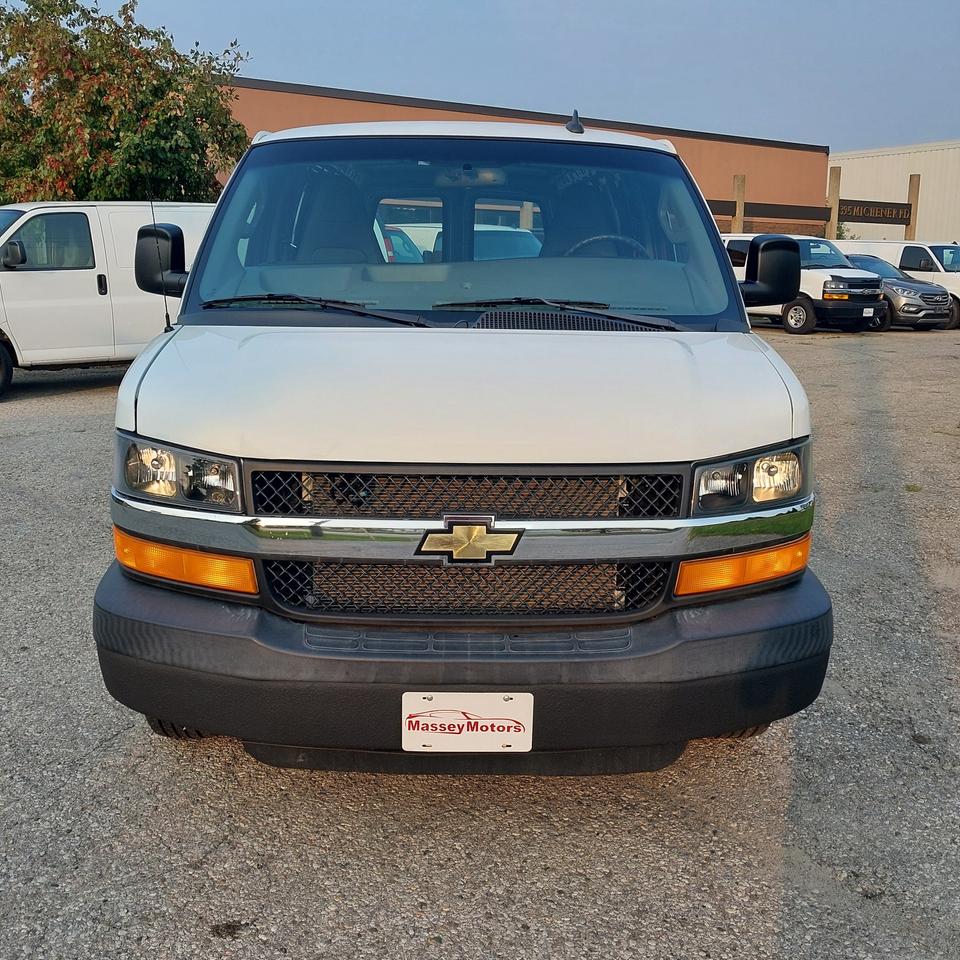 2018 Chevrolet Express 2500 V6 Cargo Van 135" WB Photo