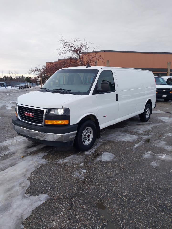 2018 GMC Savana 2500 Duramax Diesel Extended Cargo Van Photo0