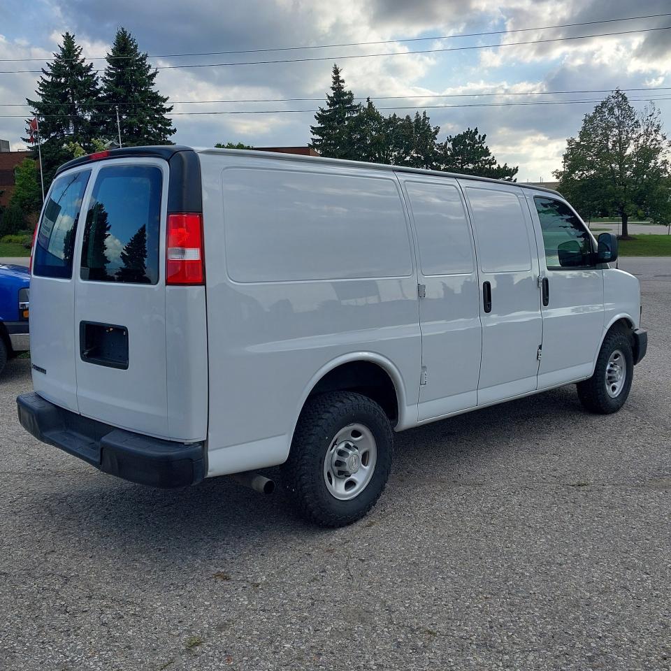 2019 Chevrolet Express 2500 V6 Cargo Van 135" WB Photo