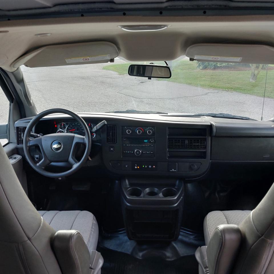 2019 Chevrolet Express 2500 V6 Cargo Van 135" WB Photo