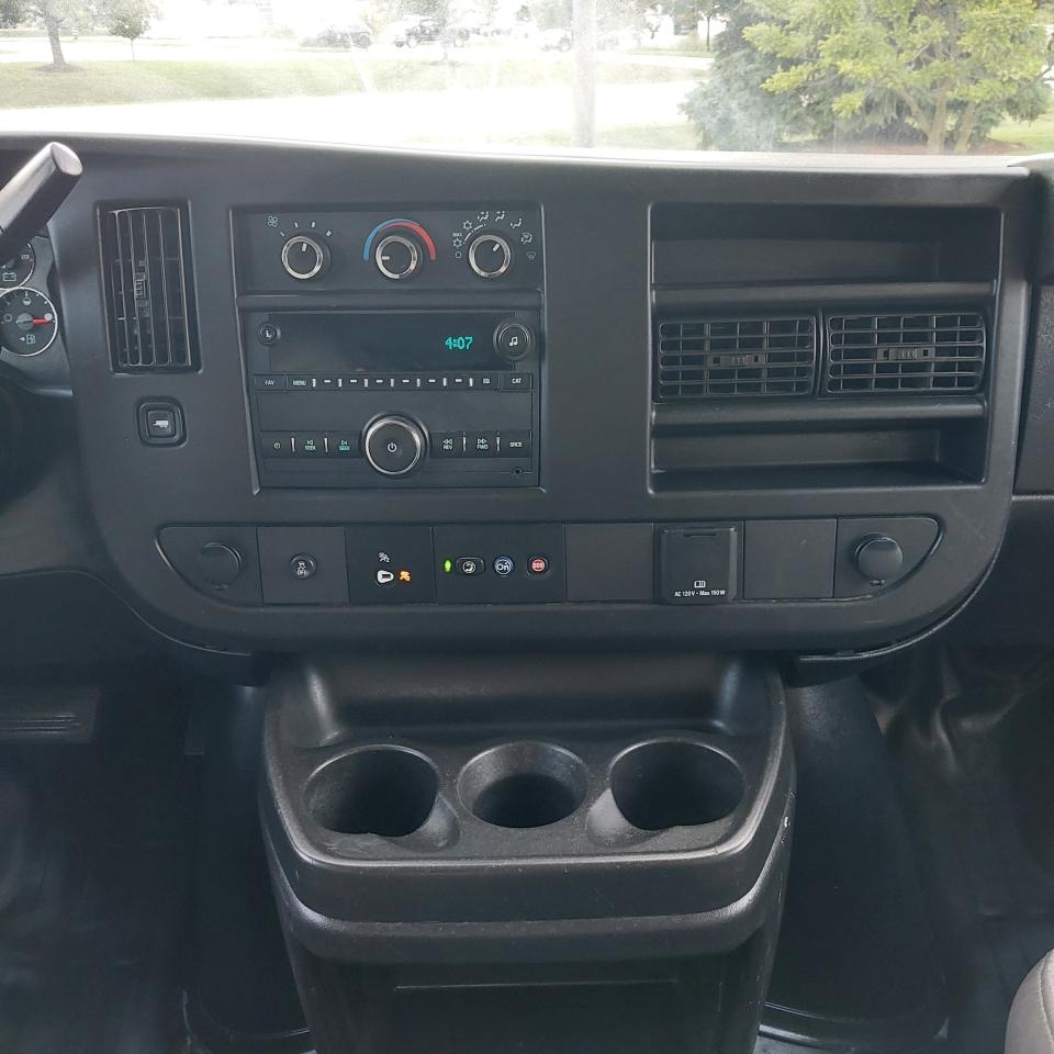 2019 Chevrolet Express 2500 V6 Cargo Van 135" WB Photo