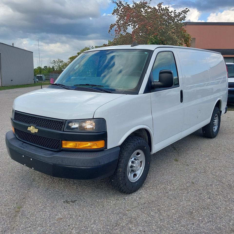 2019 Chevrolet Express 2500 V6 Cargo Van 135" WB Photo