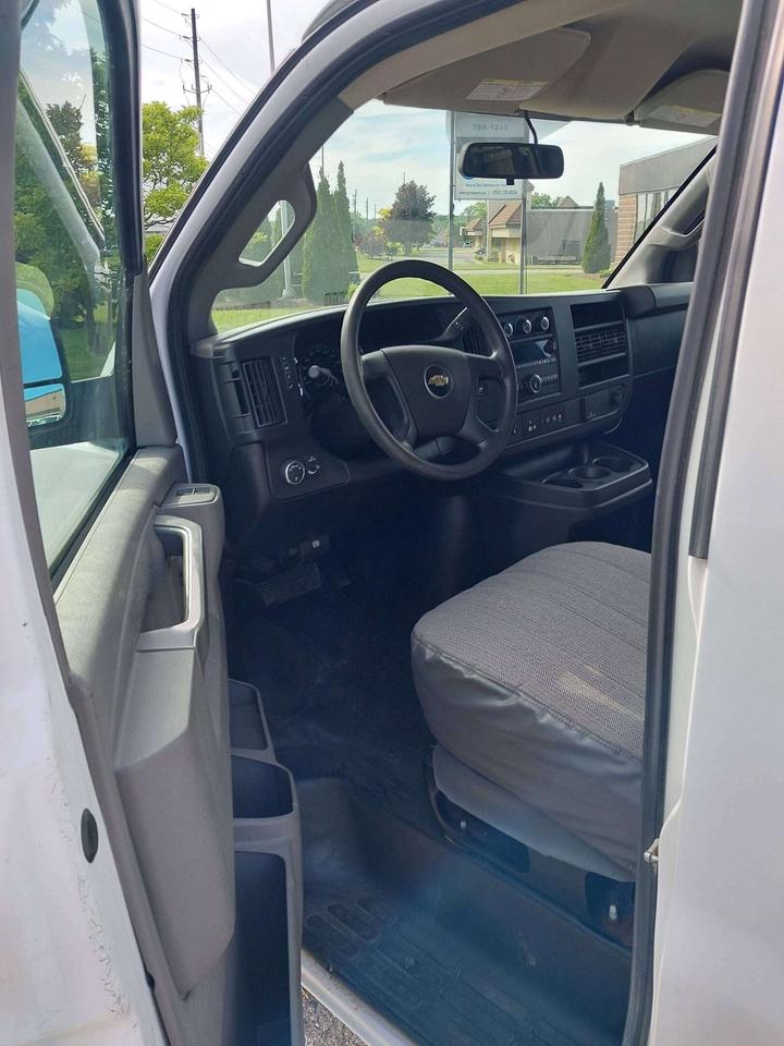 2019 Chevrolet Express 2500 V6 Cargo Van 135" WB Photo