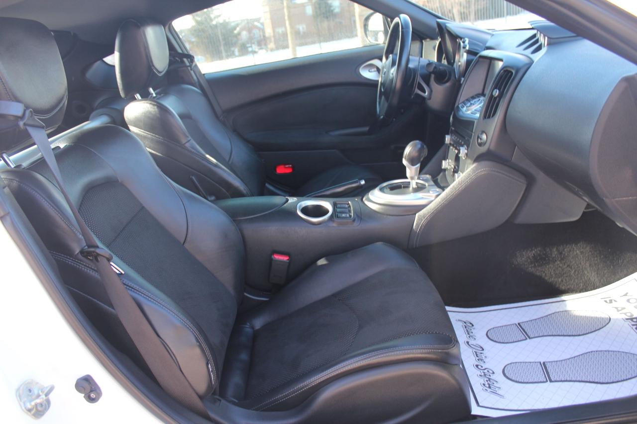 2017 Nissan 370Z 2dr Cpe Auto Touring, No Accidents, Rear Camera Photo