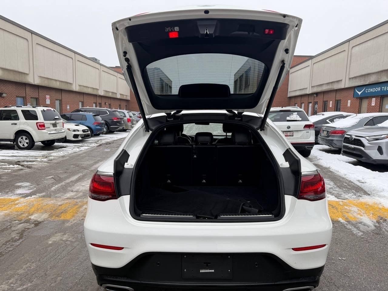 2023 Mercedes-Benz GLC-Class GLC 300 4MATIC Coupe Photo