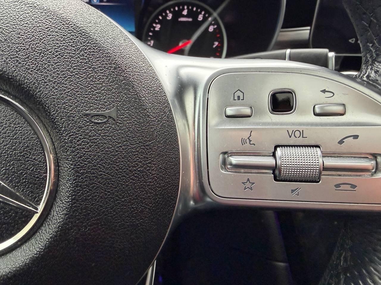 2023 Mercedes-Benz GLC-Class GLC 300 4MATIC Coupe Photo