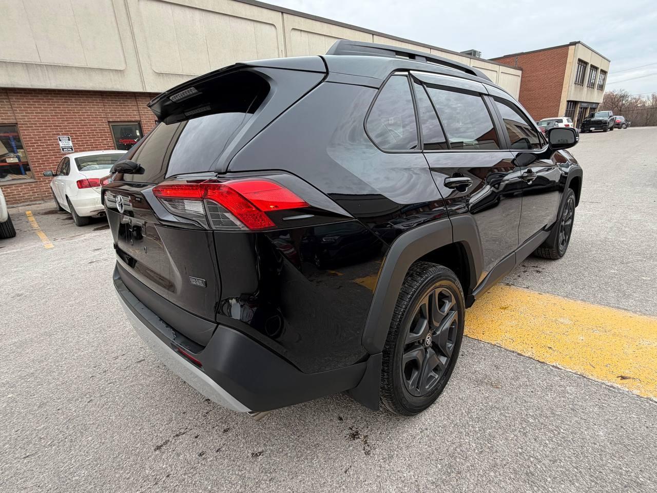 2022 Toyota RAV4 TRAIL AWD Photo