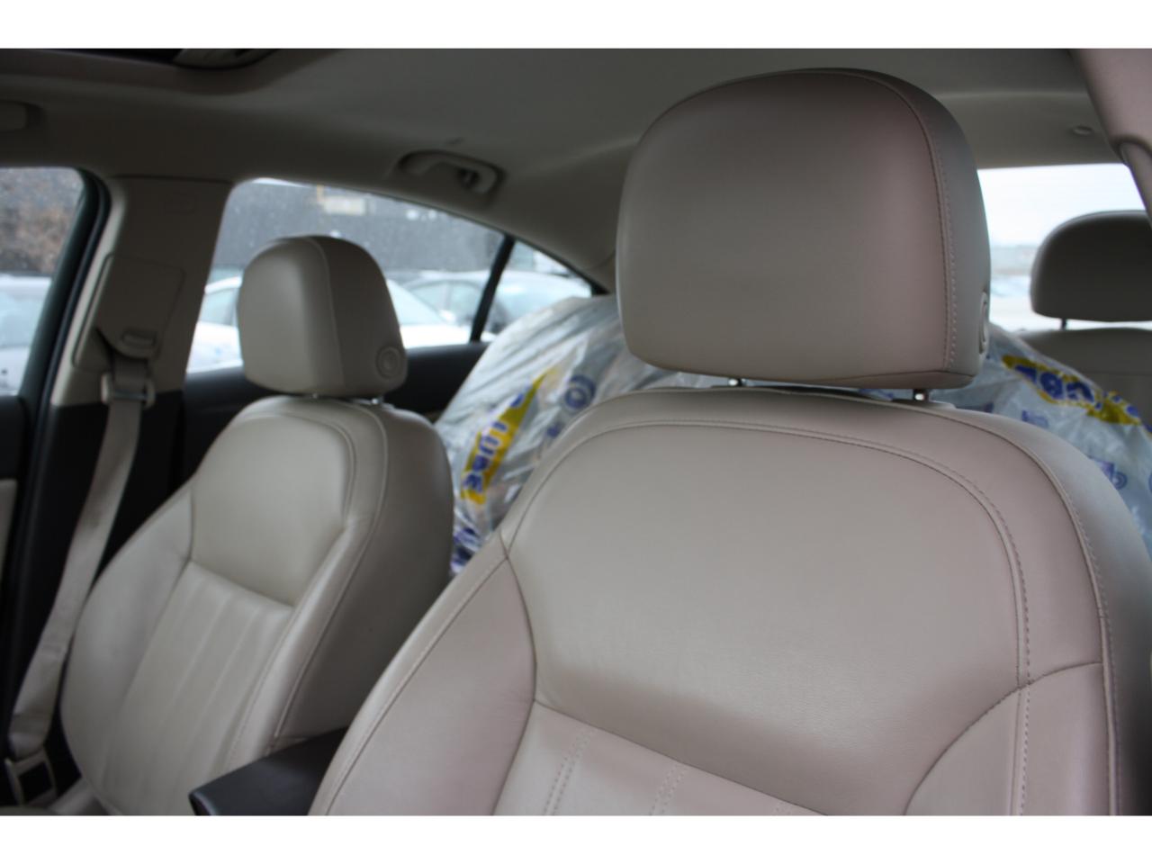 2016 Buick Regal 4dr Sdn Premium I AWD Photo