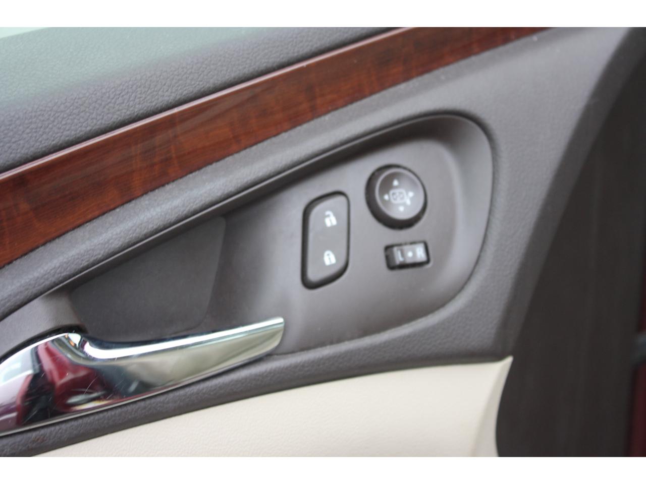 2016 Buick Regal 4dr Sdn Premium I AWD Photo