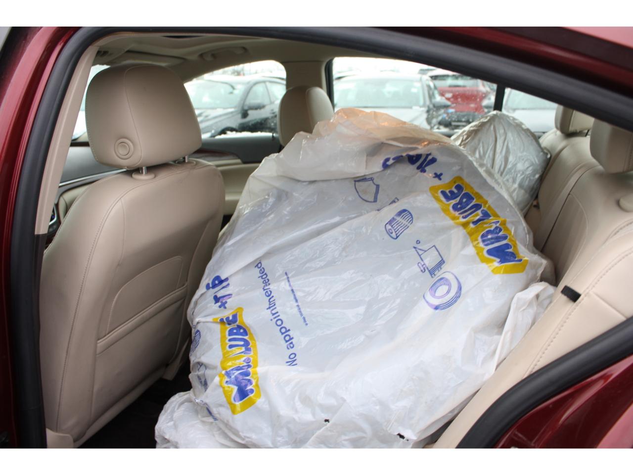 2016 Buick Regal 4dr Sdn Premium I AWD Photo