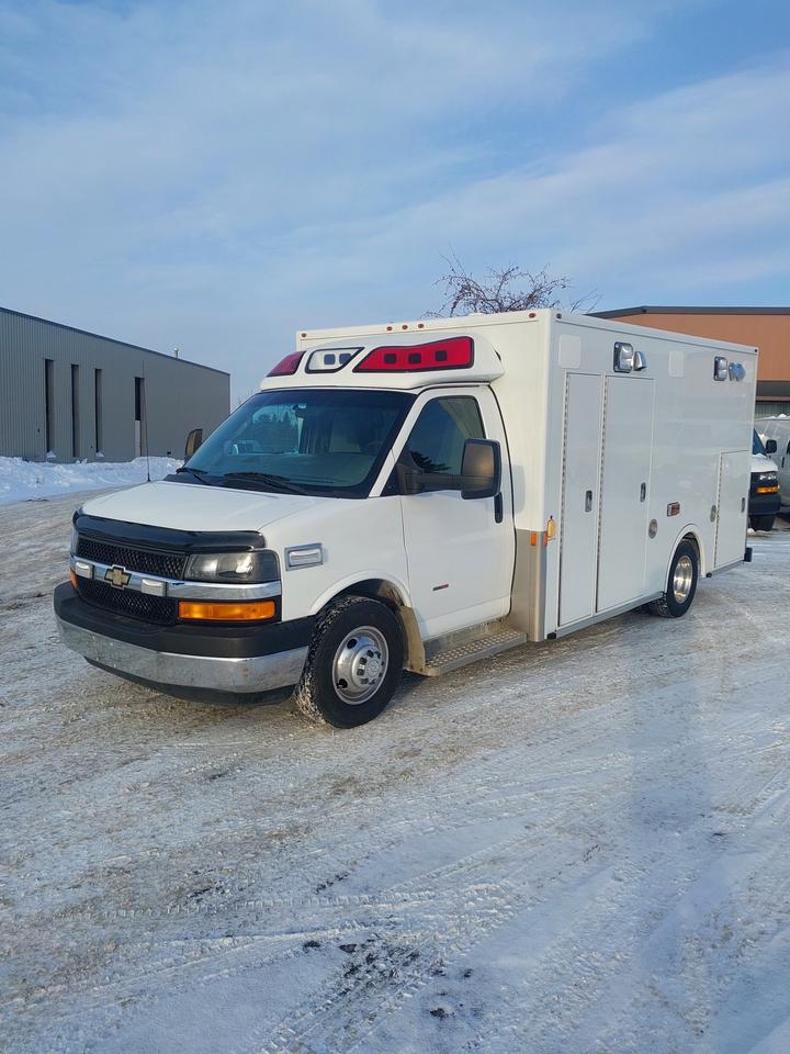 2016 Chevrolet Express 3500 Duramax Ambulance Camper Photo