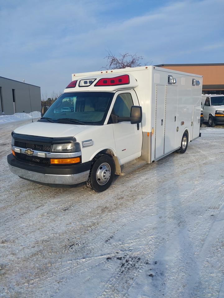 2016 Chevrolet Express 3500 Duramax Ambulance Camper Photo