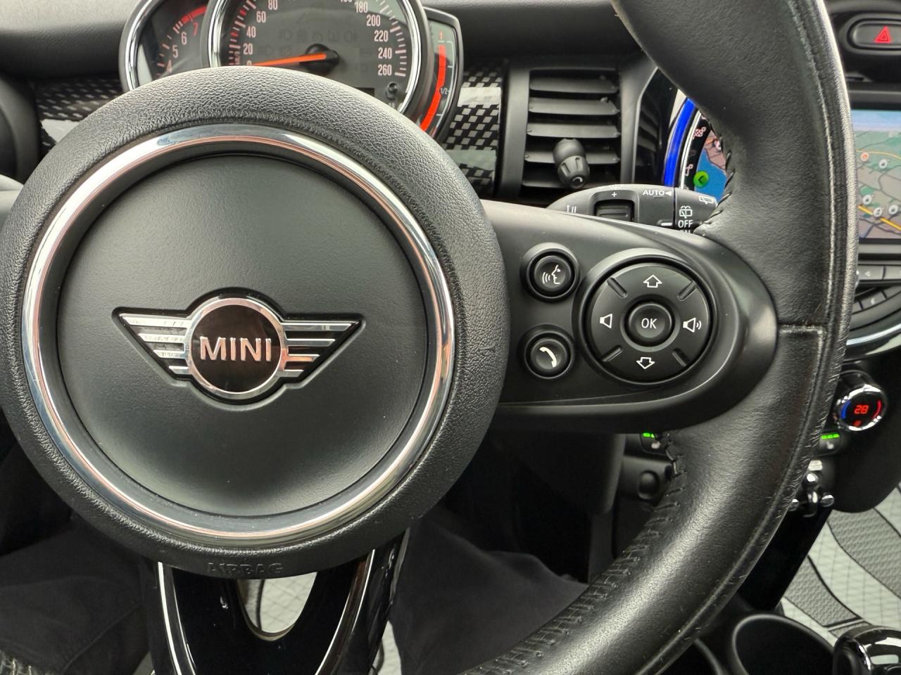 2020 MINI 3 Door Cooper S  ACCIDENT FREE 1-OWNER MINT Photo