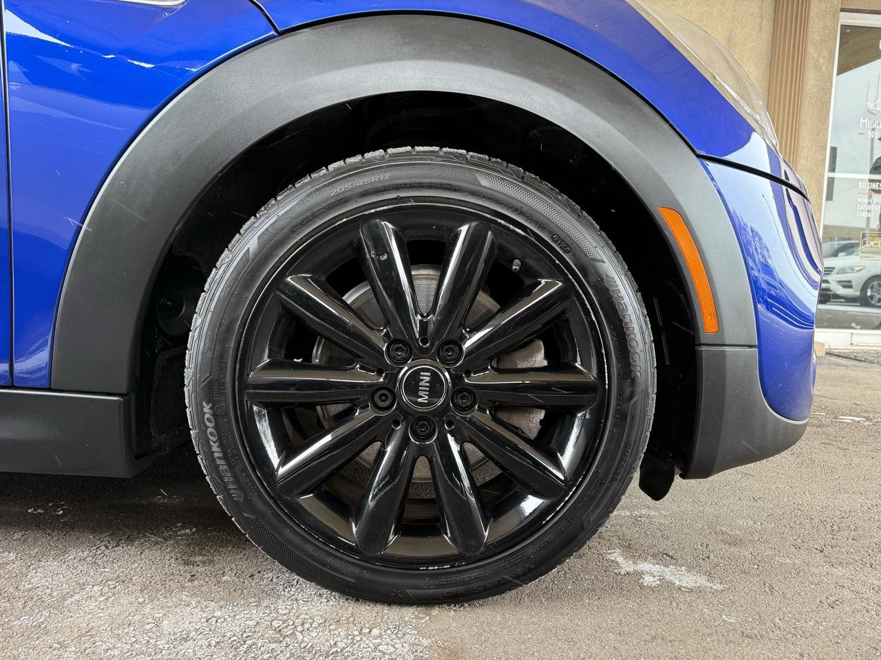 2020 MINI 3 Door Cooper S  ACCIDENT FREE 1-OWNER MINT Photo