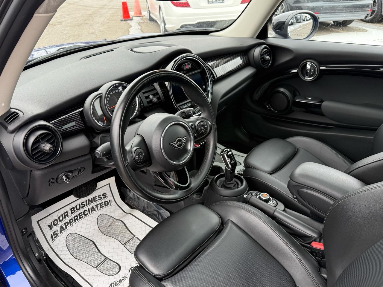 2020 MINI 3 Door Cooper S  ACCIDENT FREE 1-OWNER MINT Photo