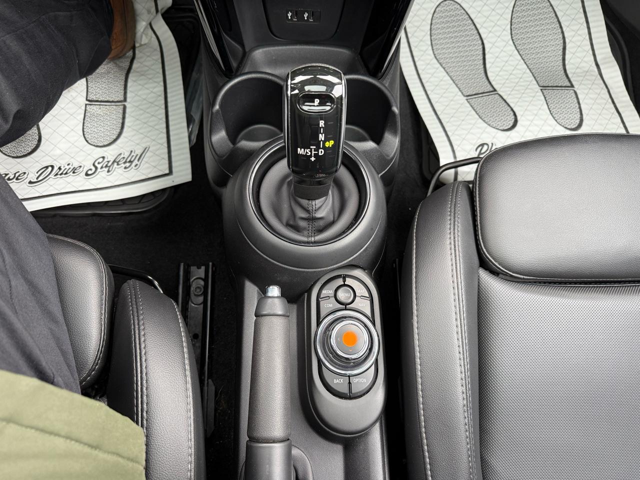 2020 MINI 3 Door Cooper S  ACCIDENT FREE 1-OWNER MINT Photo