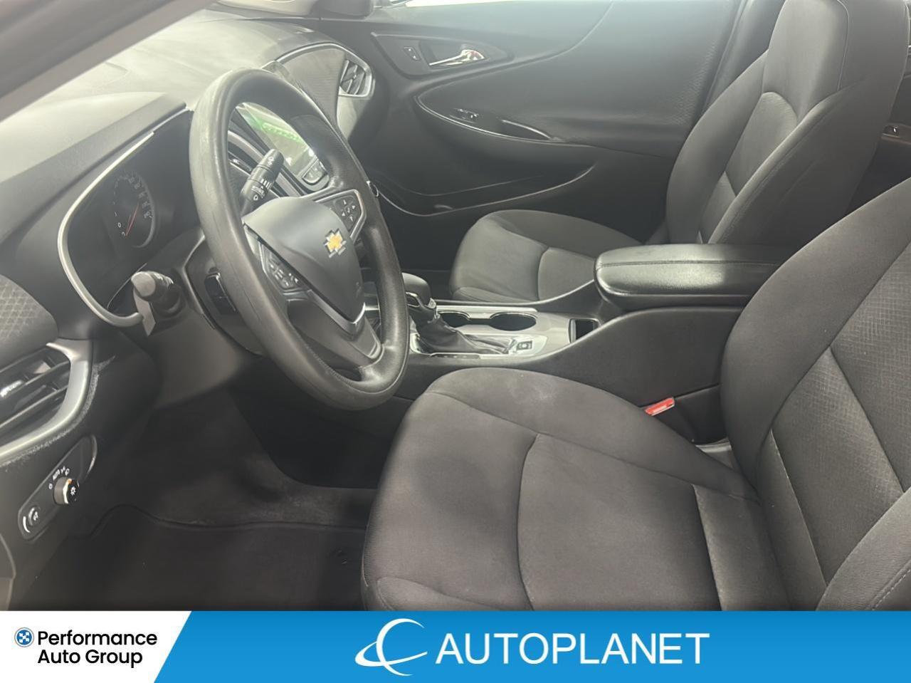 2023 Chevrolet Malibu 1LT, Turbo, Apple CarPlay, Heated Seats! Photo