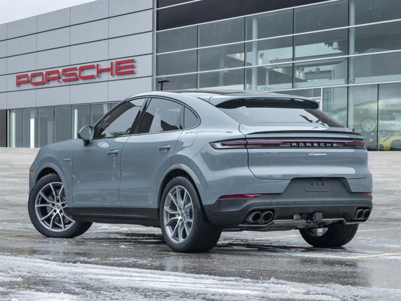 2025 Porsche Cayenne E-Hybrid Coupe AWD Premium Pkg Plus 21 Cayenne Exc Photo
