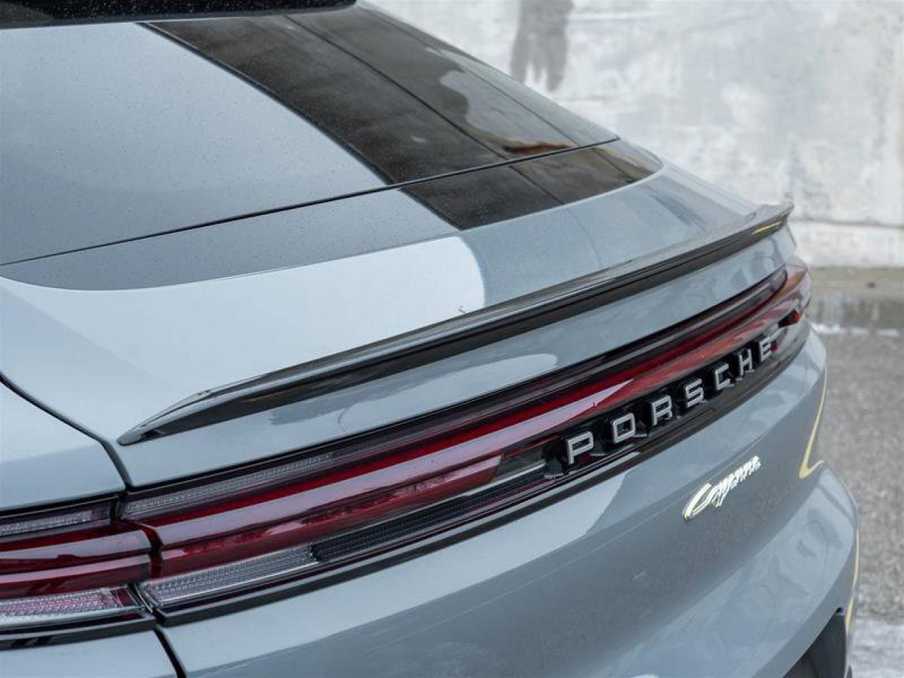 2025 Porsche Cayenne E-Hybrid Coupe AWD Premium Pkg Plus 21 Cayenne Exc Photo