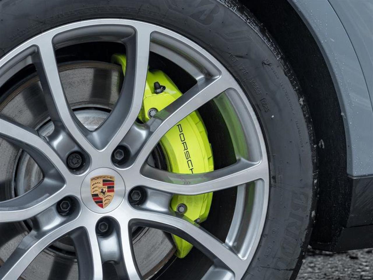 2025 Porsche Cayenne E-Hybrid Coupe AWD Premium Pkg Plus 21 Cayenne Exc Photo