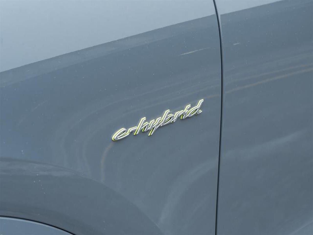 2025 Porsche Cayenne E-Hybrid Coupe AWD Premium Pkg Plus 21 Cayenne Exc Photo