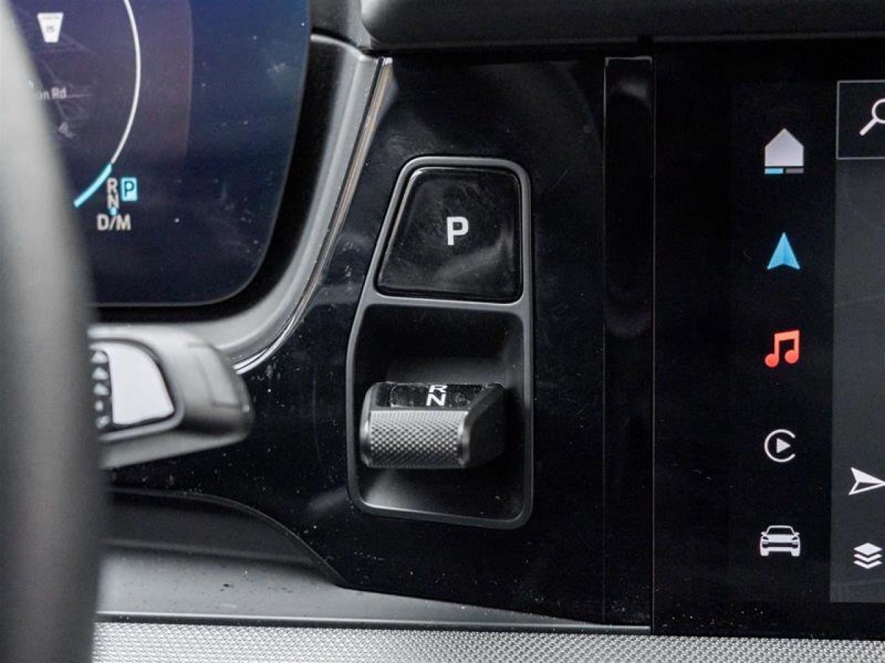 2025 Porsche Cayenne E-Hybrid Coupe AWD Premium Pkg Plus 21 Cayenne Exc Photo