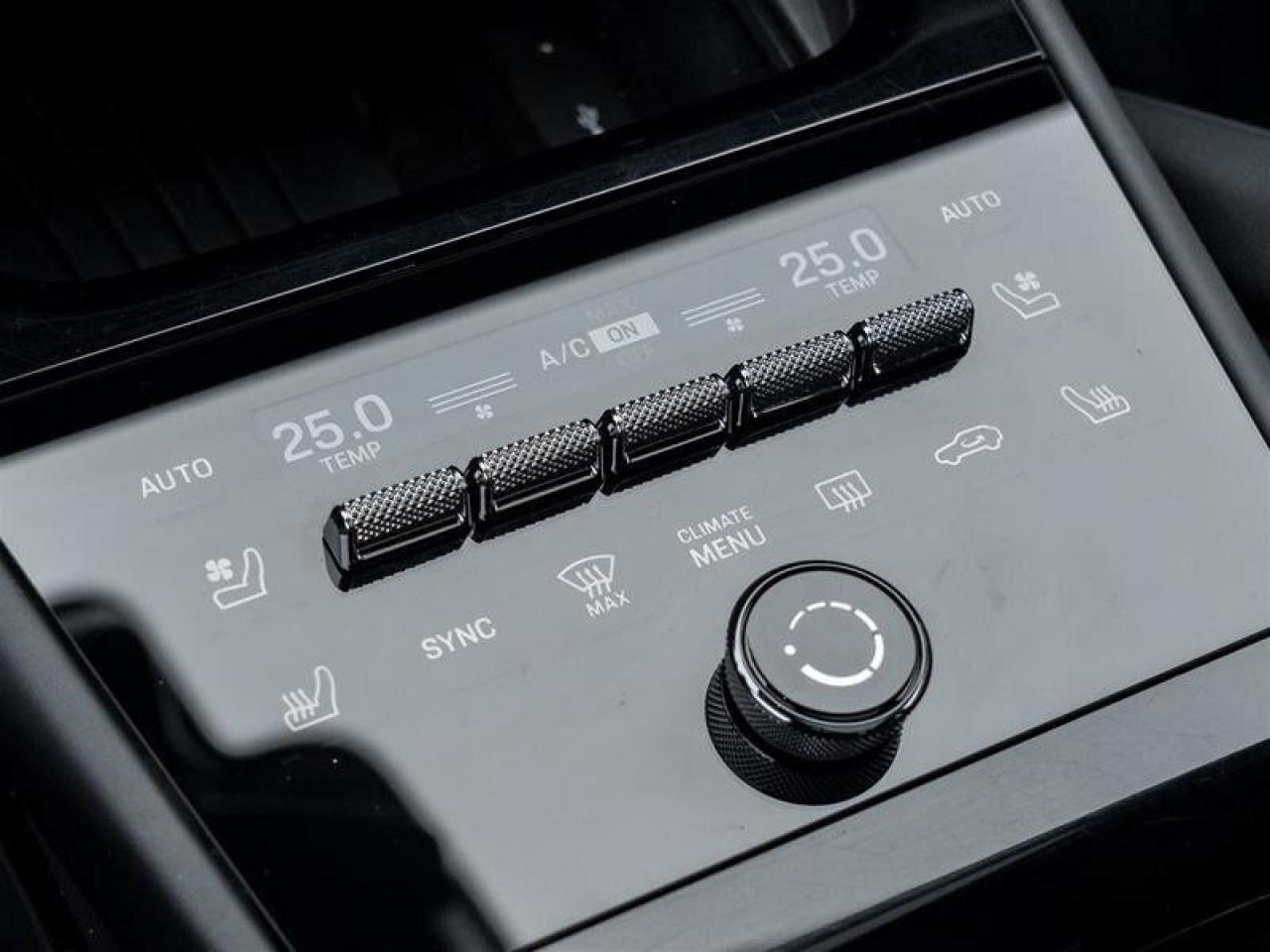 2025 Porsche Cayenne E-Hybrid Coupe AWD Premium Pkg Plus 21 Cayenne Exc Photo