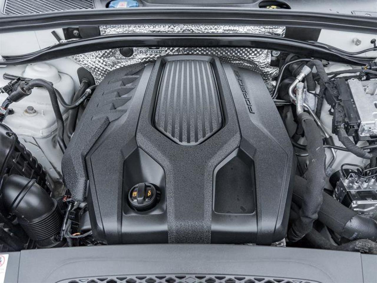 2022 Porsche Macan AWD Premium Pkg Plus 20 Macan S Wheels in Dark Tit Photo