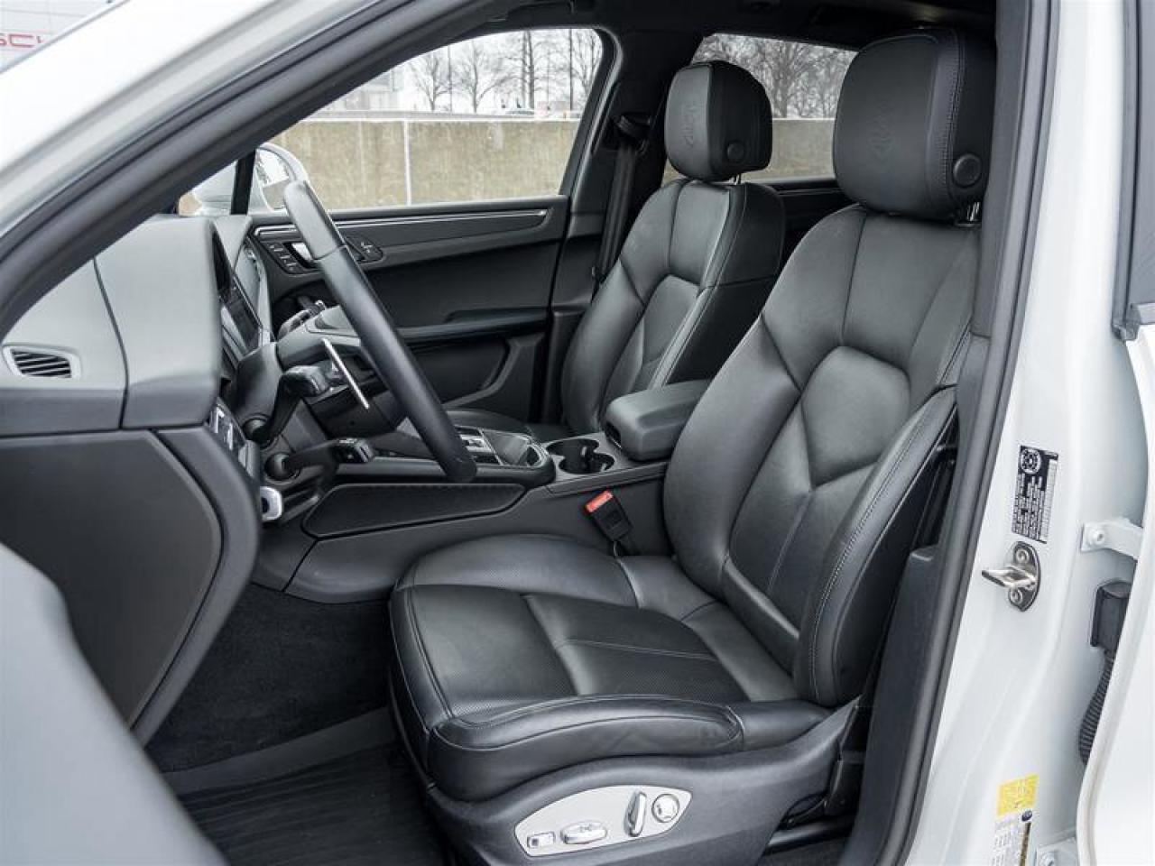 2022 Porsche Macan AWD Premium Pkg Plus 20 Macan S Wheels in Dark Tit Photo