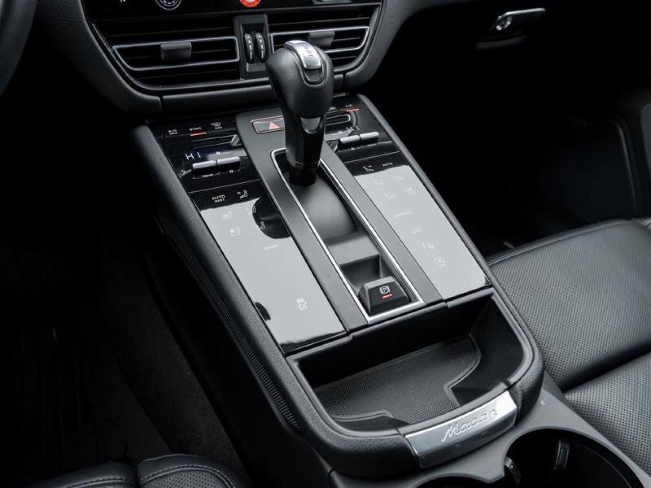 2022 Porsche Macan AWD Premium Pkg Plus 20 Macan S Wheels in Dark Tit Photo