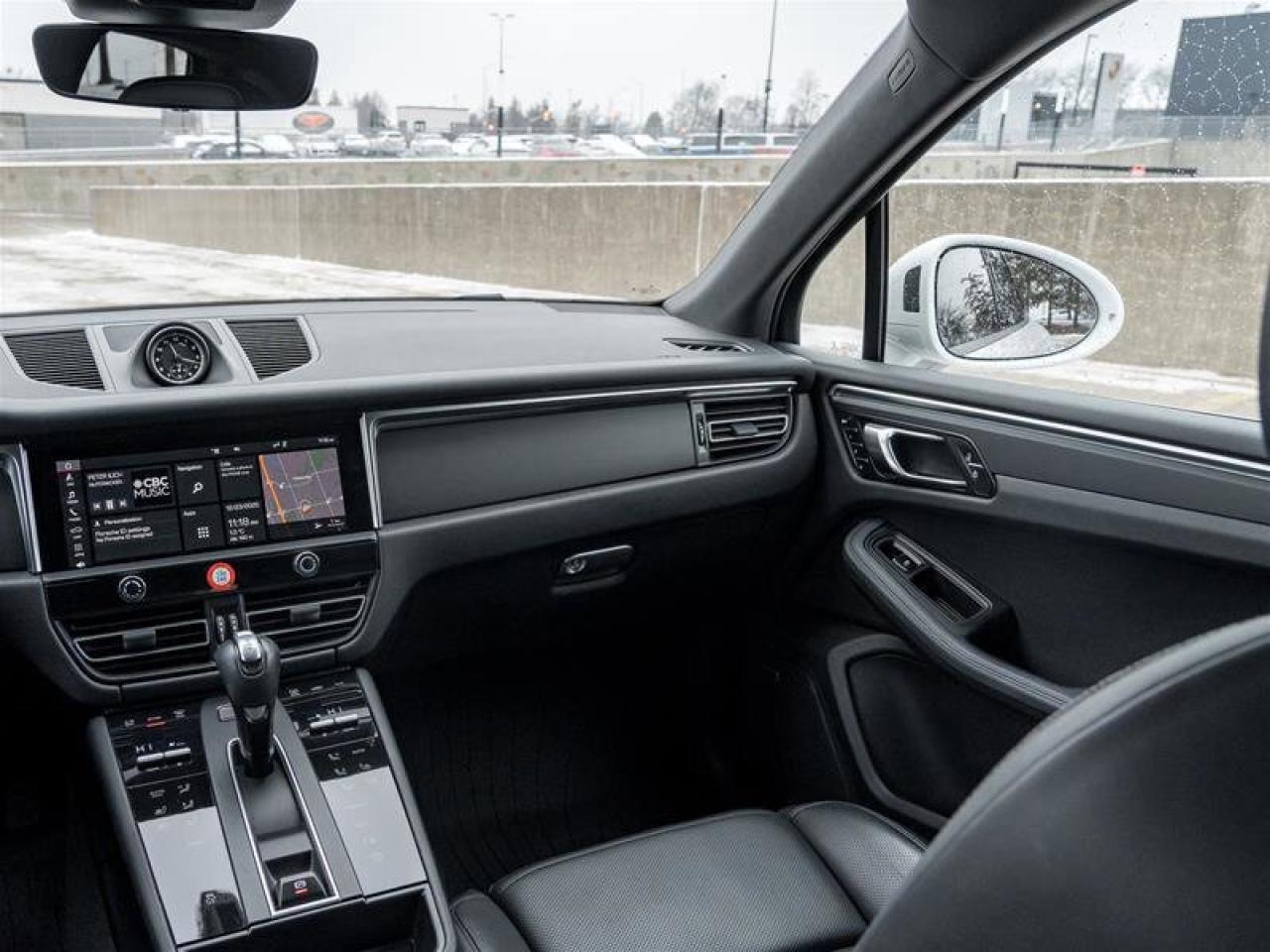 2022 Porsche Macan AWD Premium Pkg Plus 20 Macan S Wheels in Dark Tit Photo