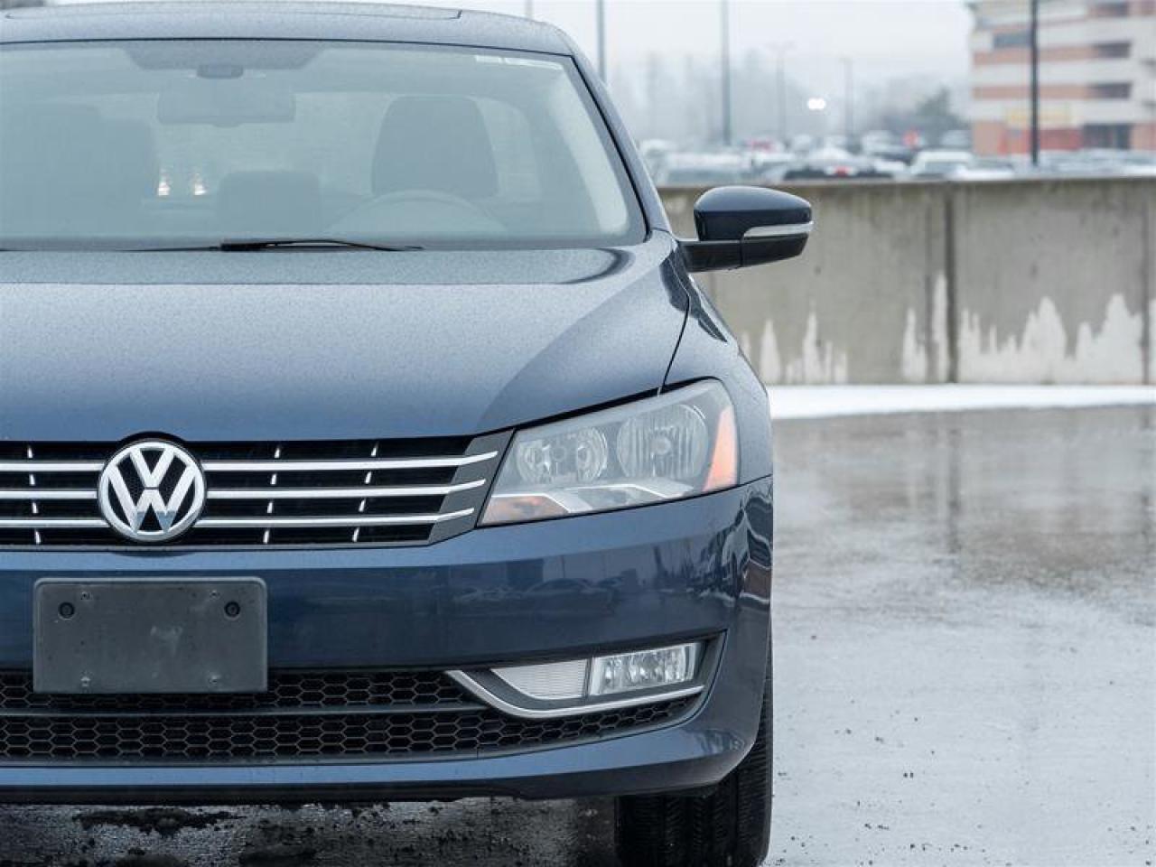 2015 Volkswagen Passat Highline 3.6L DSG Back-up Camera Front Fof Lamps A Photo