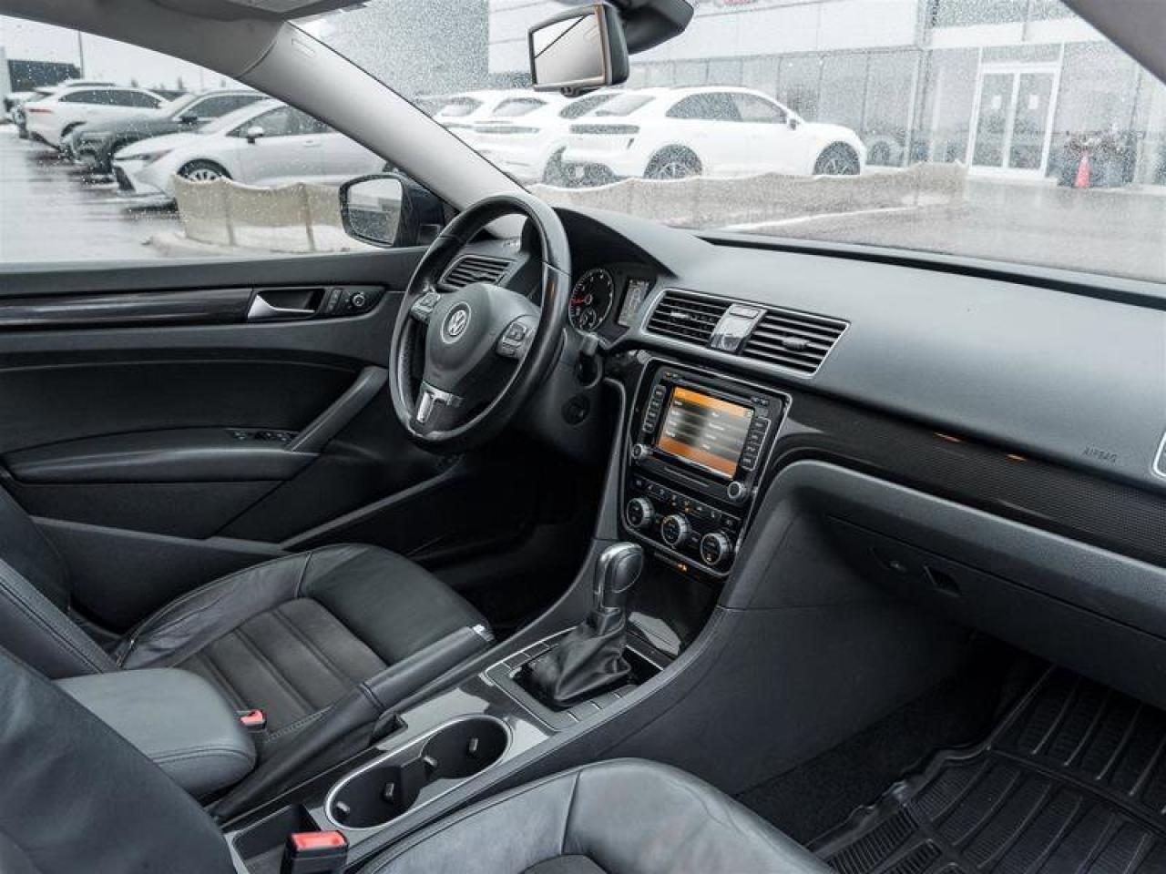 2015 Volkswagen Passat Highline 3.6L DSG Back-up Camera Front Fof Lamps A Photo