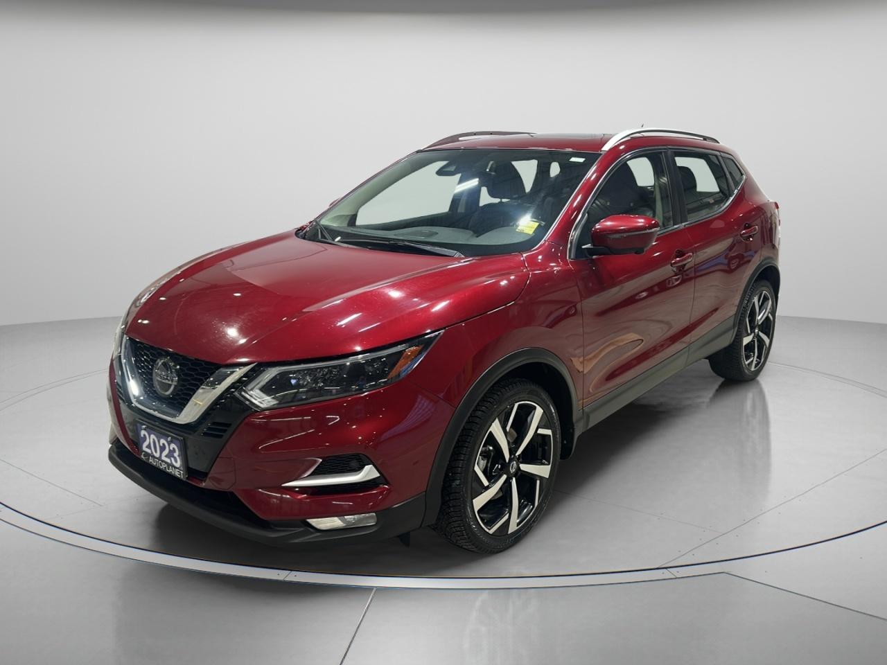 2023 Nissan Qashqai SL AWD, Sunroof, 360 View, Heated Seats, Bluetooth Photo