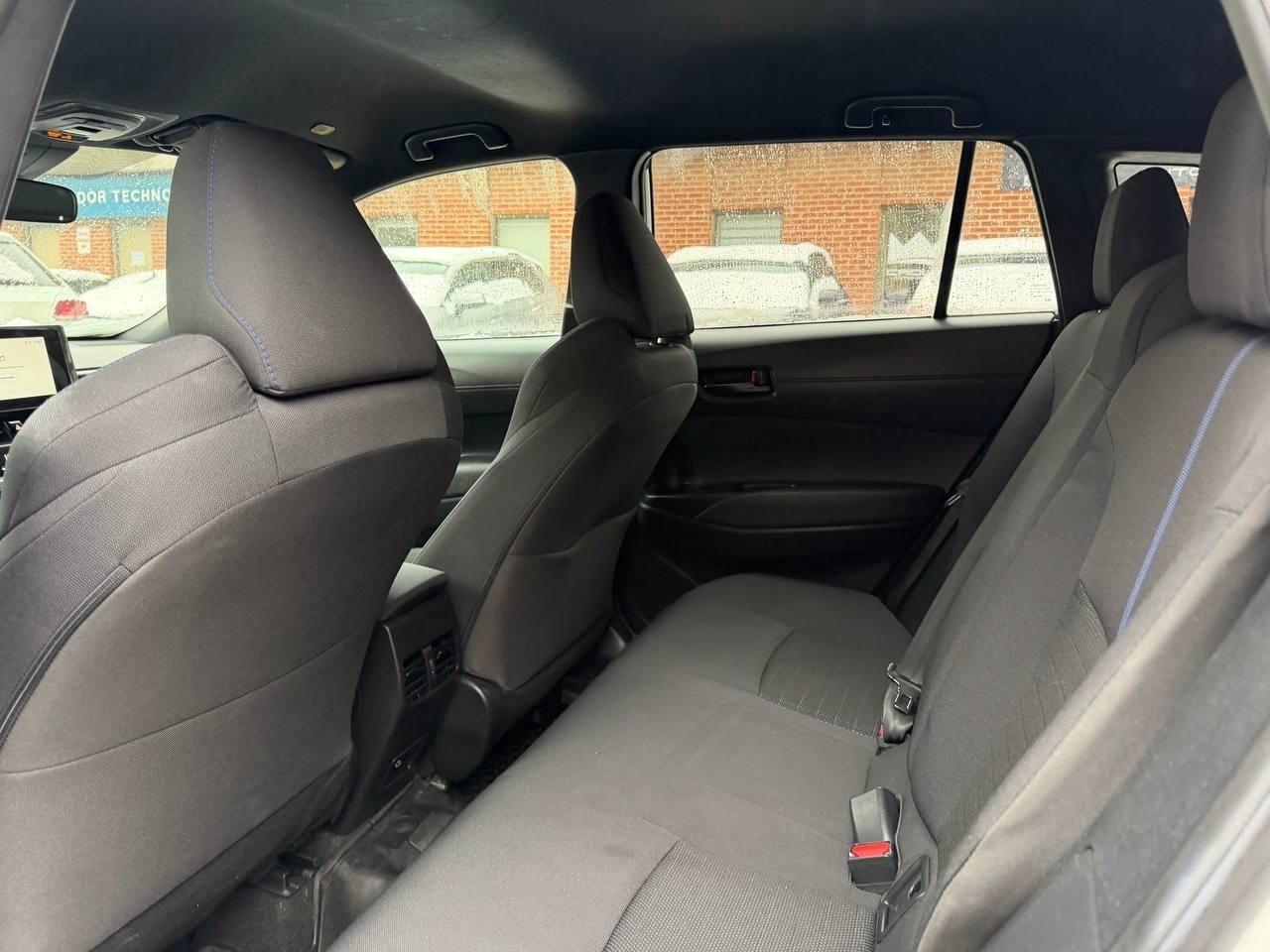 2023 Toyota Corolla Cross Hybrid SE AWD, ONE OWNER, NO ACCIDENT Photo