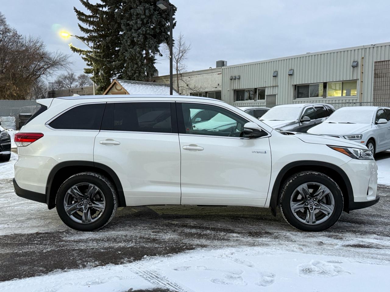 2018 Toyota Highlander Limited AWD Hybrid  ACCIDENT FREE CERTIFIED MINT Photo