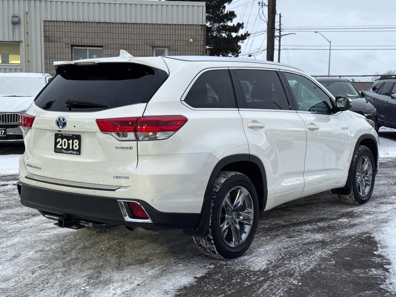2018 Toyota Highlander Limited AWD Hybrid  ACCIDENT FREE CERTIFIED MINT Photo